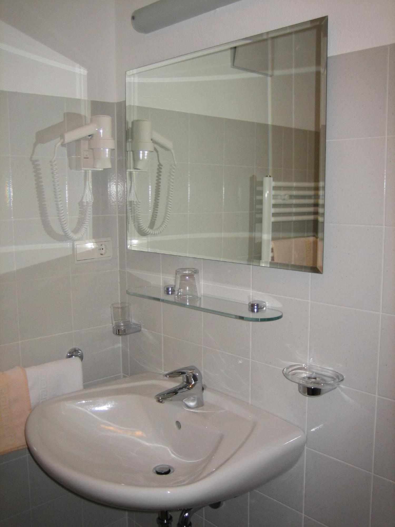 Garni - Appartement Neumairhof Rasun di Sopra Zewnętrze zdjęcie