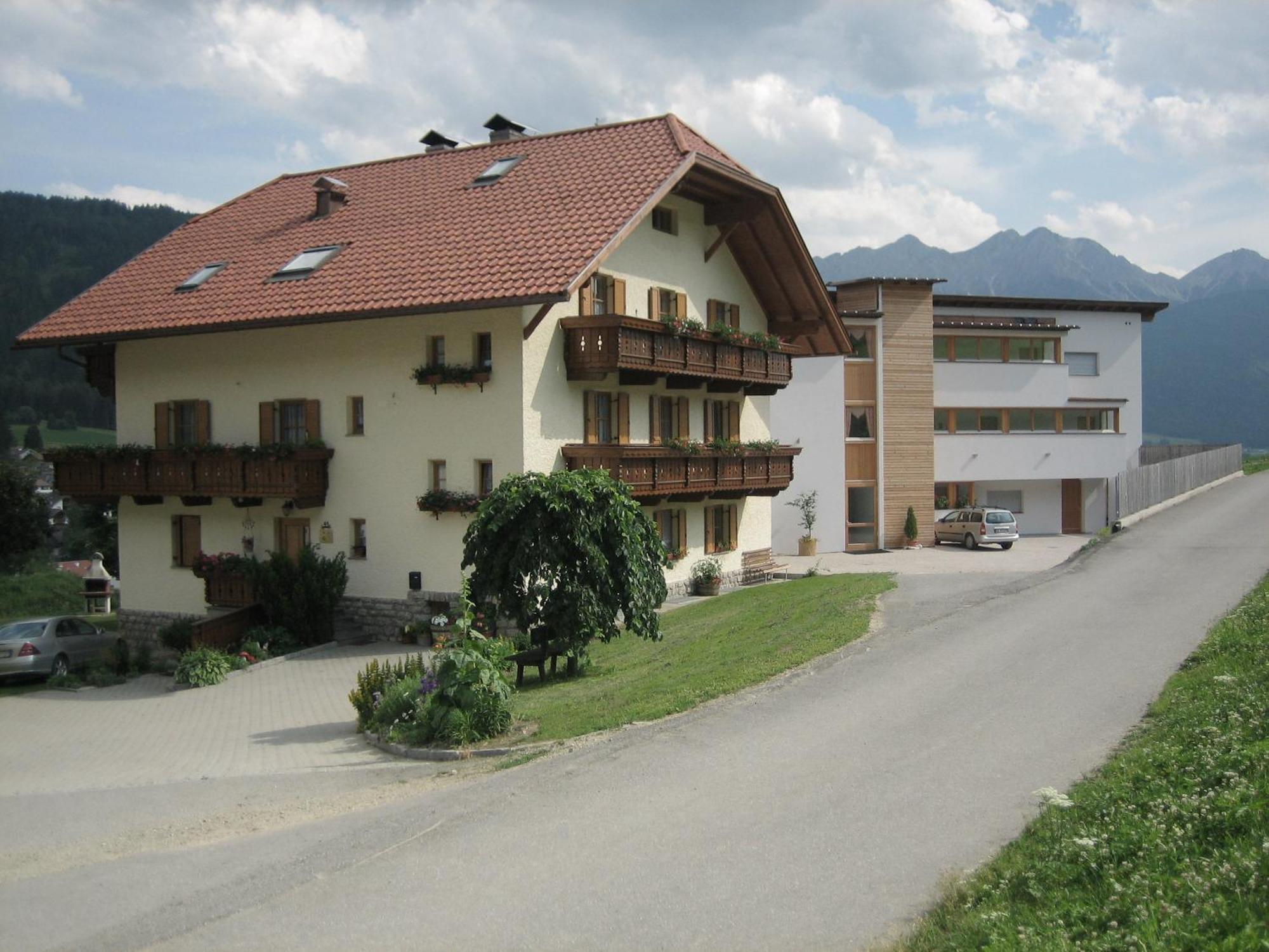 Garni - Appartement Neumairhof Rasun di Sopra Zewnętrze zdjęcie